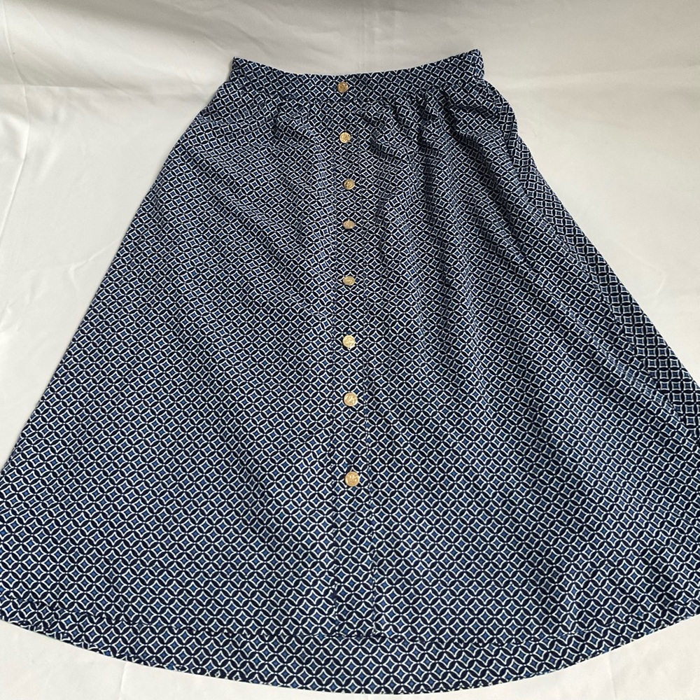 Draper James Navy and White A-Line Button-Front Skirt